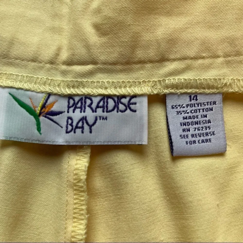 Paradise Bay bermuda shorts yellow size 14 NWOT 3 pockets button and zip